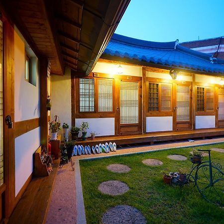 Hanok Dream Jeonju Εξωτερικό φωτογραφία