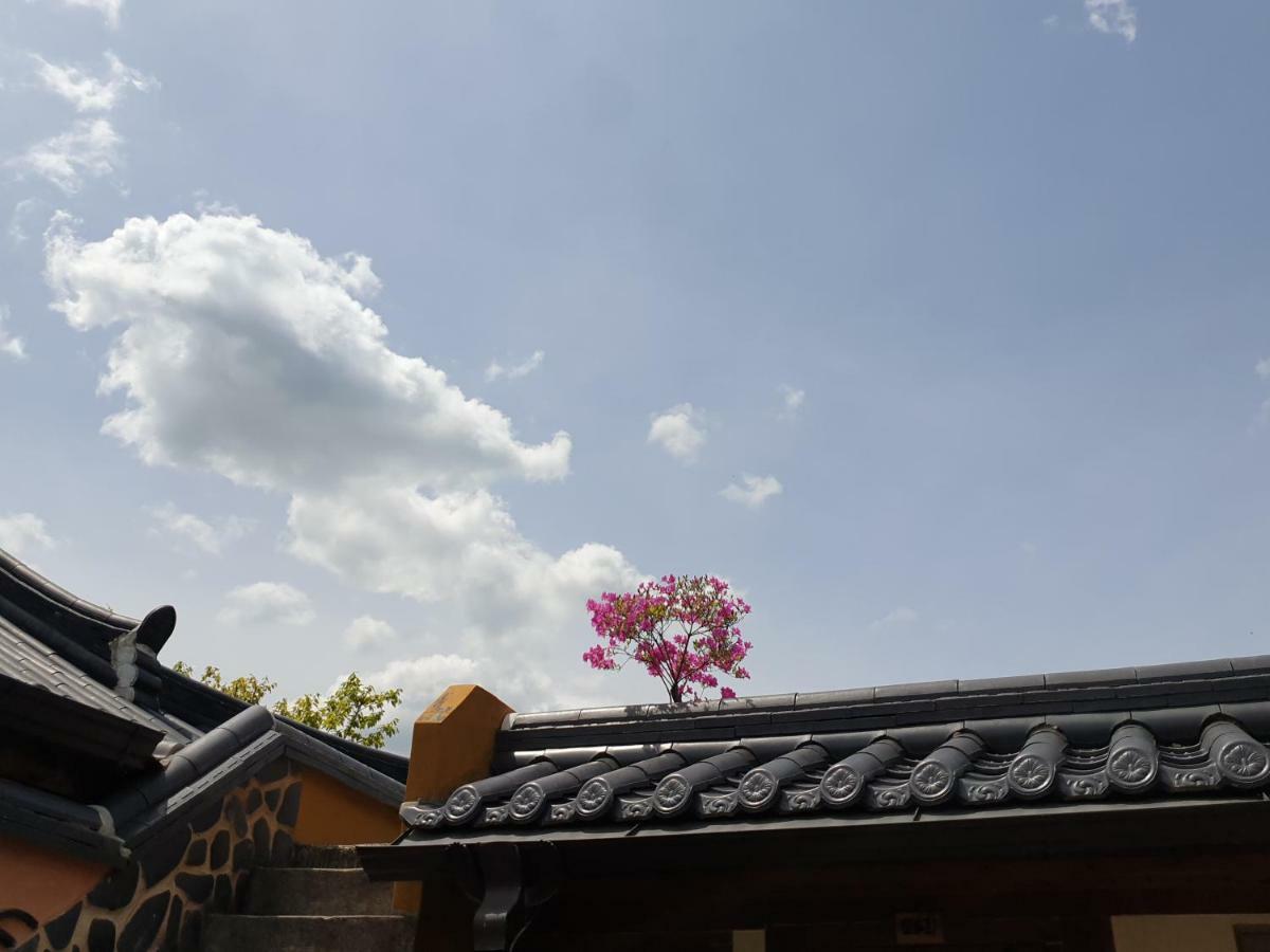 Hanok Dream Jeonju Εξωτερικό φωτογραφία